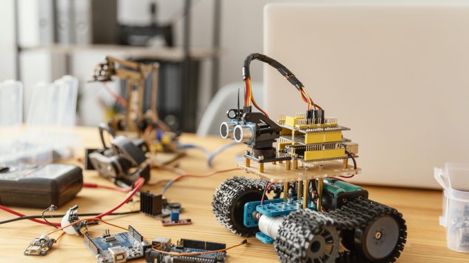 home-made-robot-on-desk